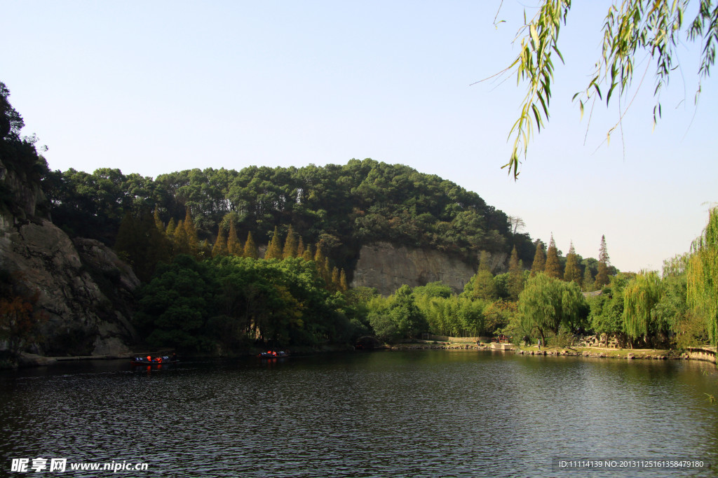 东湖山水