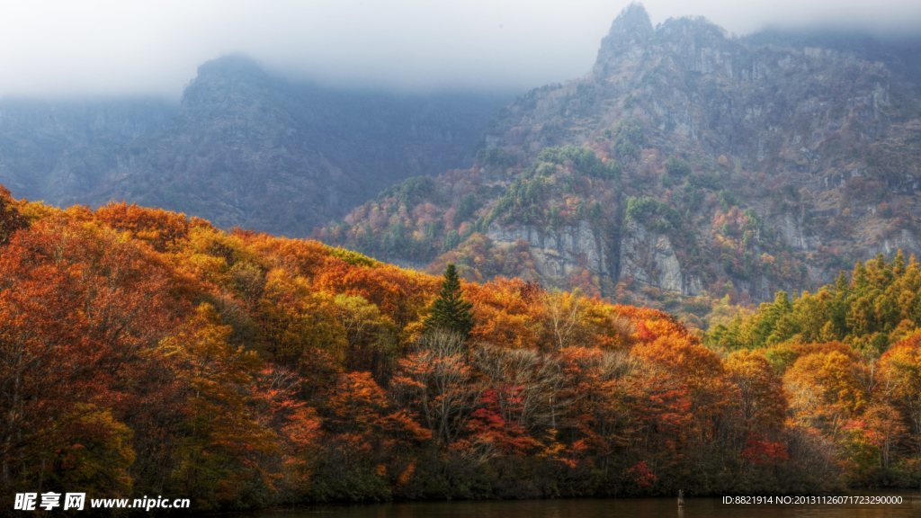 山峰