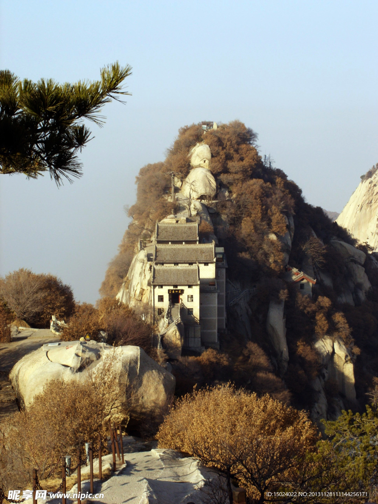 华山