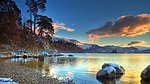 雪山湖泊