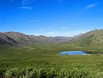 山间湖泊