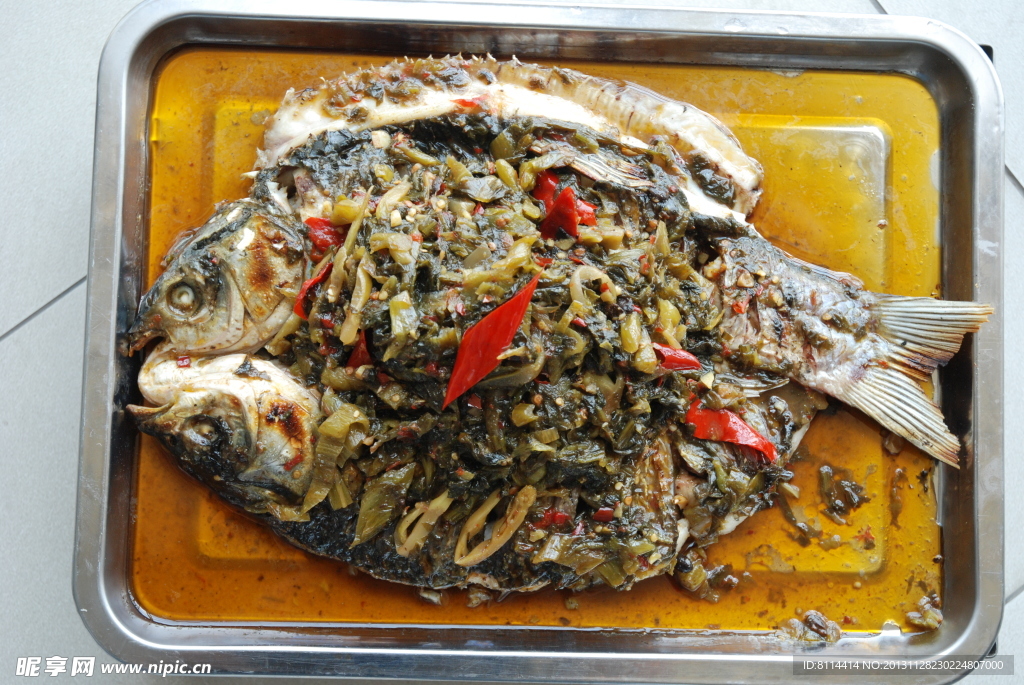 烤鱼图片