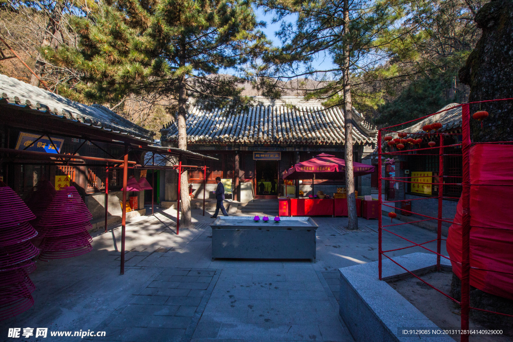 北京潭柘寺