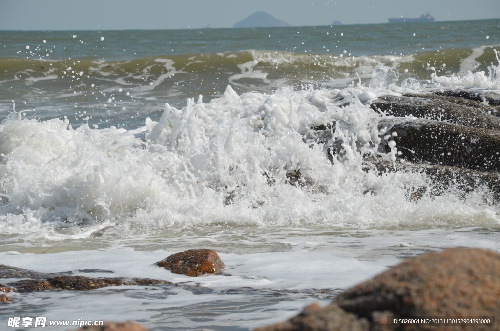 大海浪花