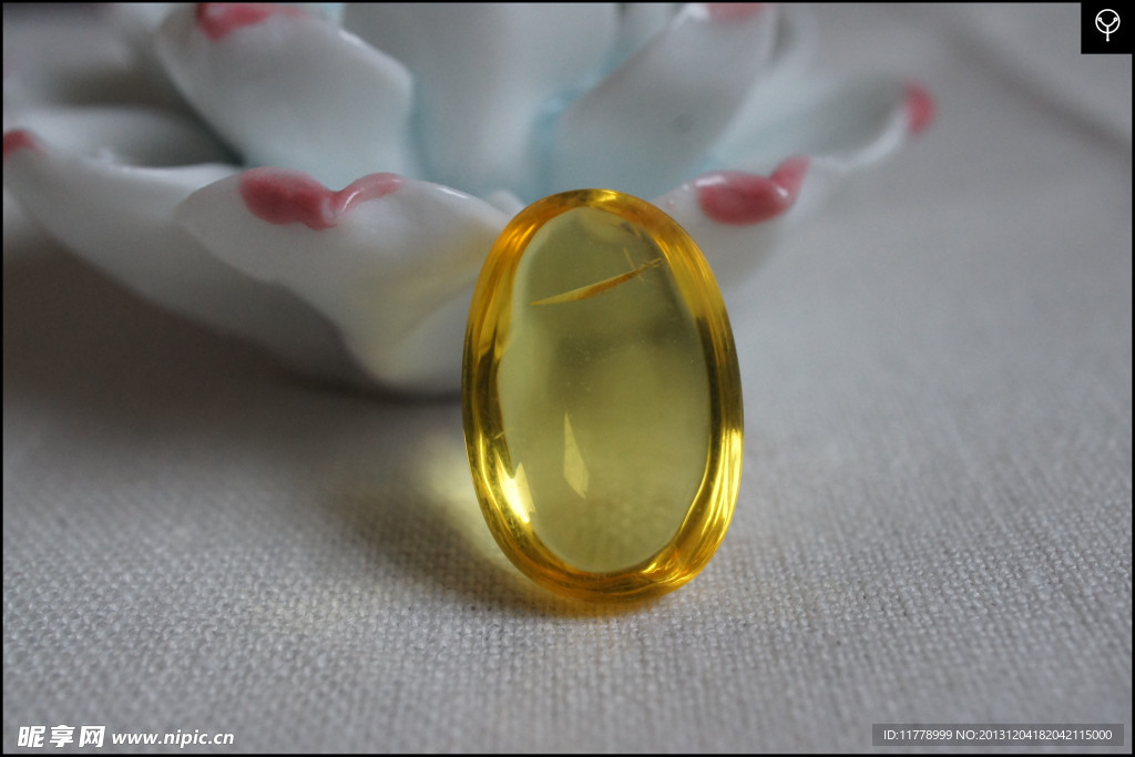 泓霖 有机宝石 虫珀