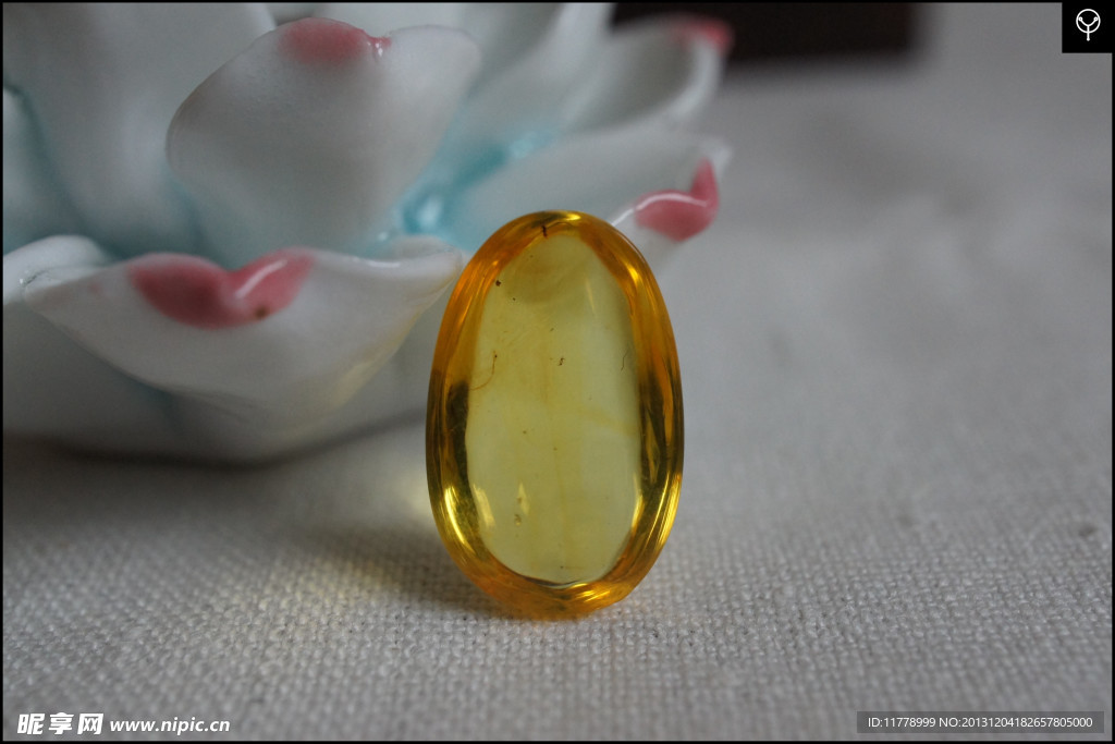 泓霖 有机宝石 虫珀