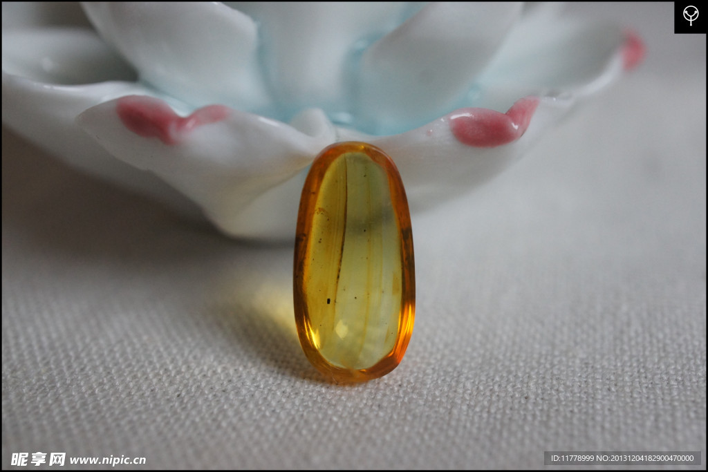 泓霖 有机宝石 虫珀
