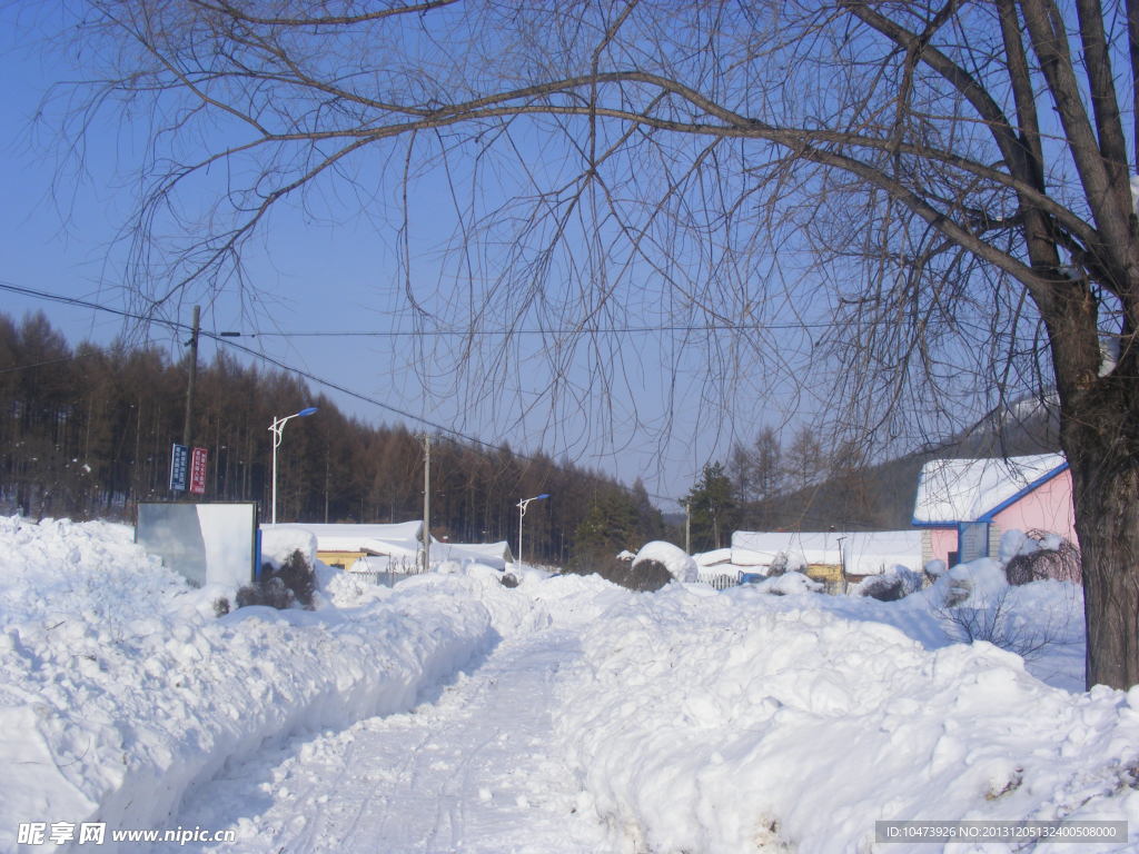 冬雪山庄风景图片