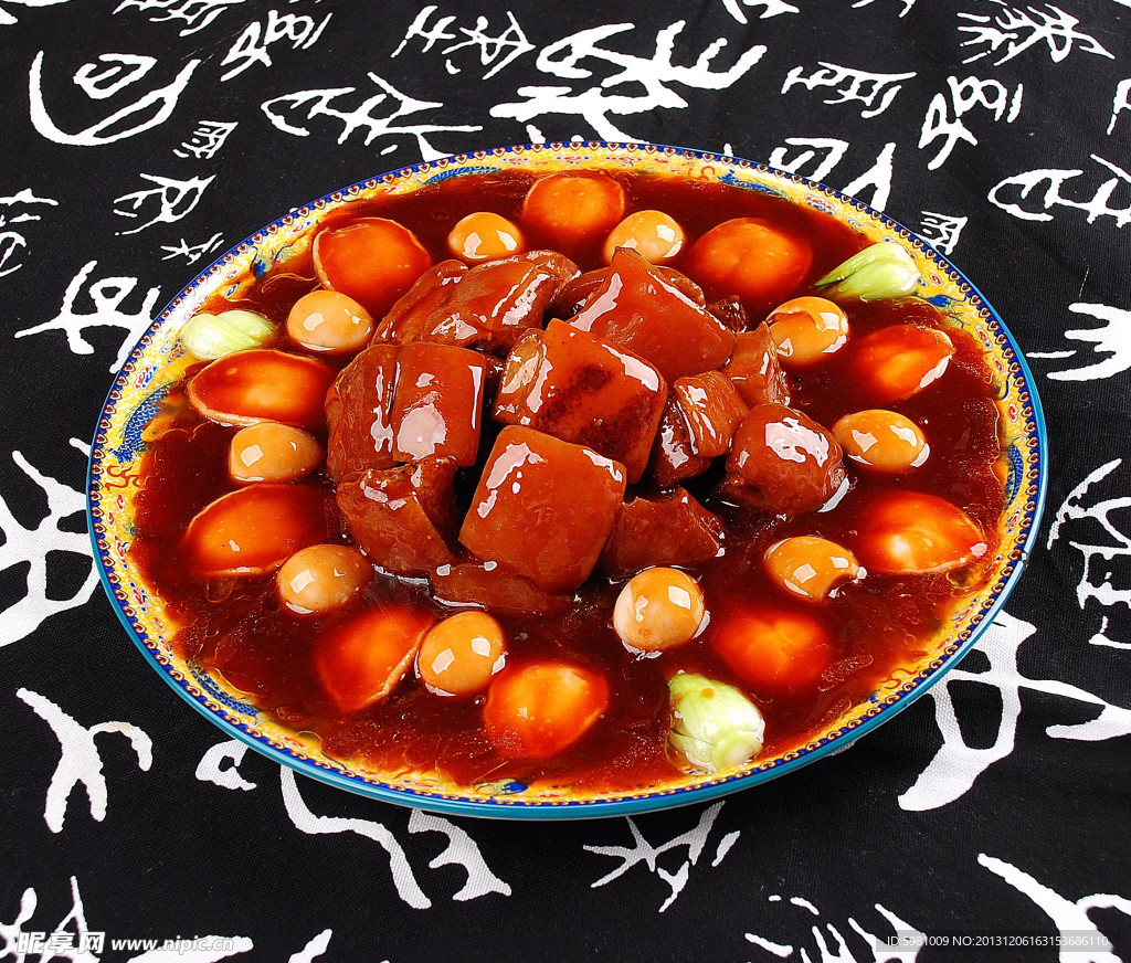 宫庭红烧肉