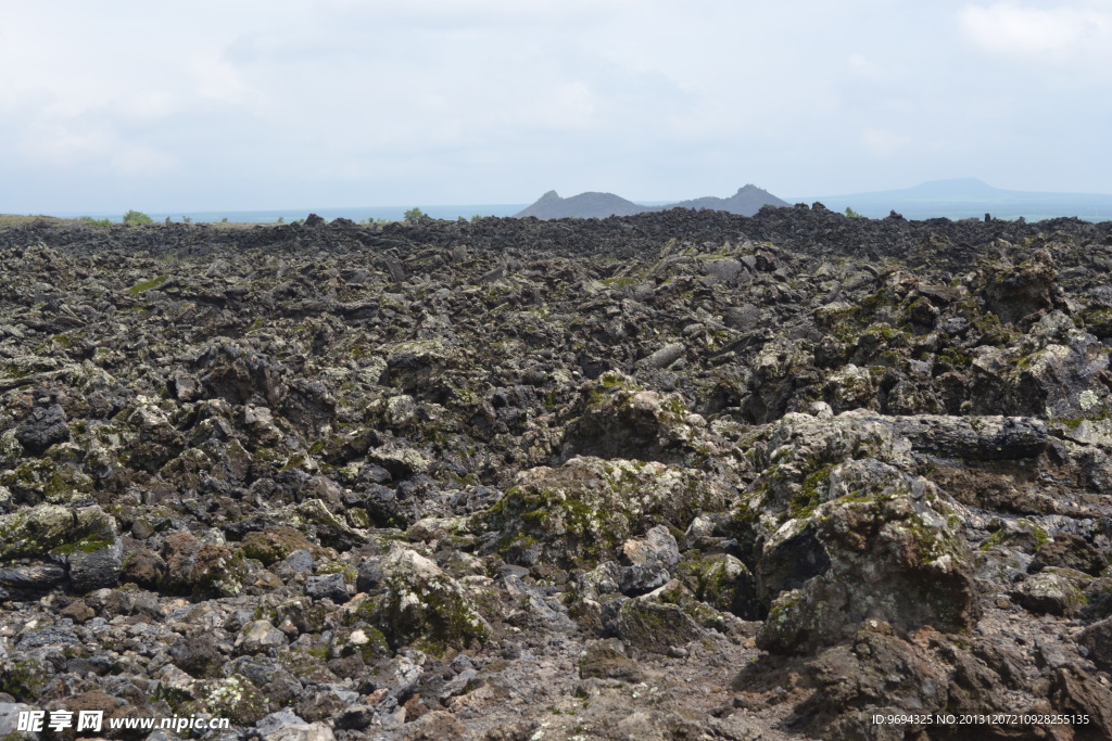 苍凉的火山岩