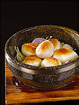 石锅烧汁鸡腿包