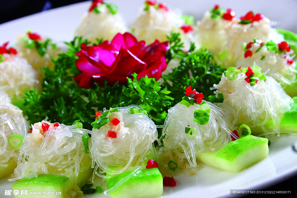 金蒜粉丝蒸小瓜