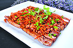 虫草花肉松蒸圆茄