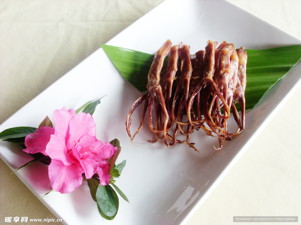 酱香鸭舌