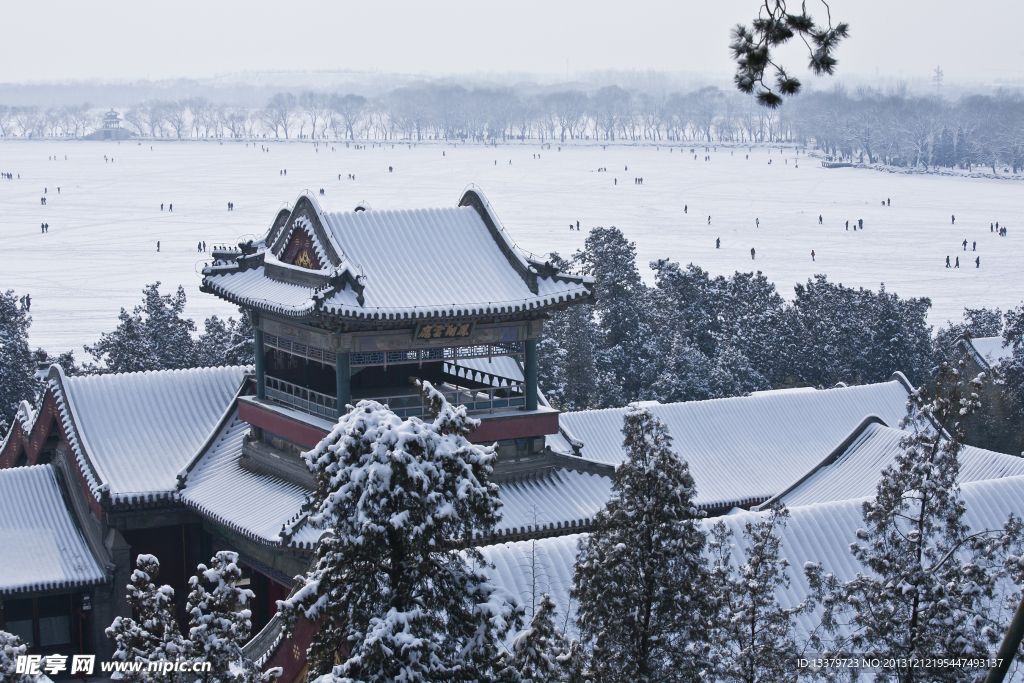 雪中大戏楼