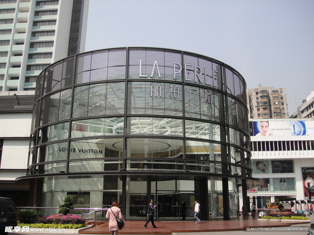 圆形玻璃建筑