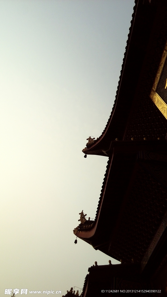 屋檐