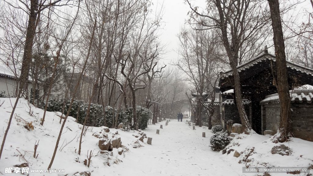 黄叶村雪景