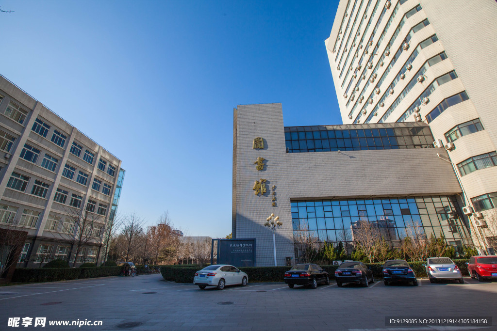 北京服装学院