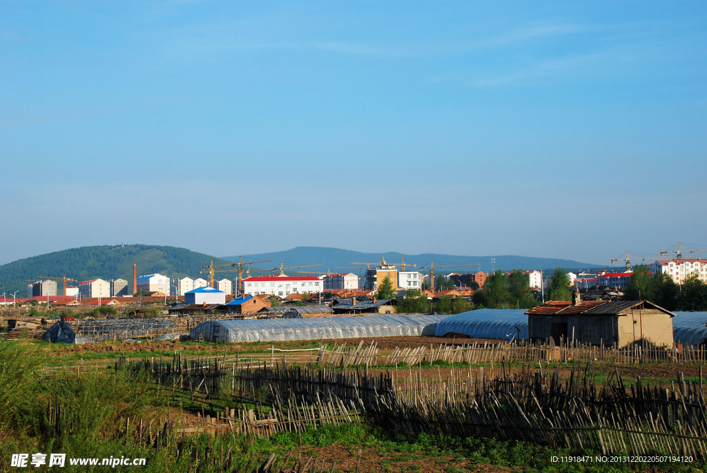 根河市夏天建筑风景