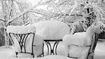 雪凳子氛围壁纸
