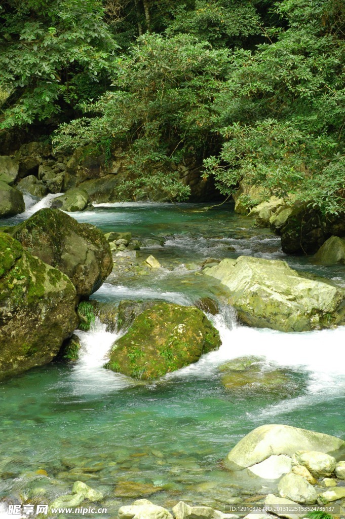 泉水