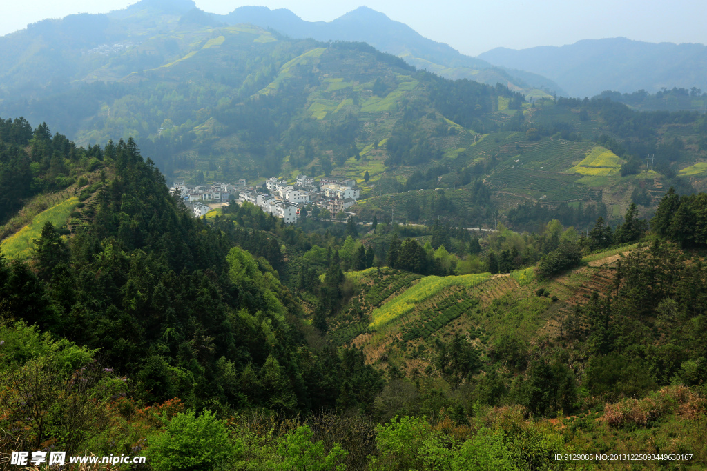 石潭村