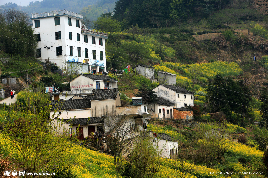 石潭村