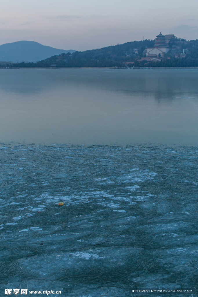 冰封昆明湖