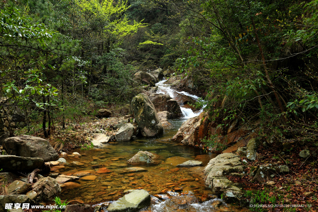 临安天龙峡谷