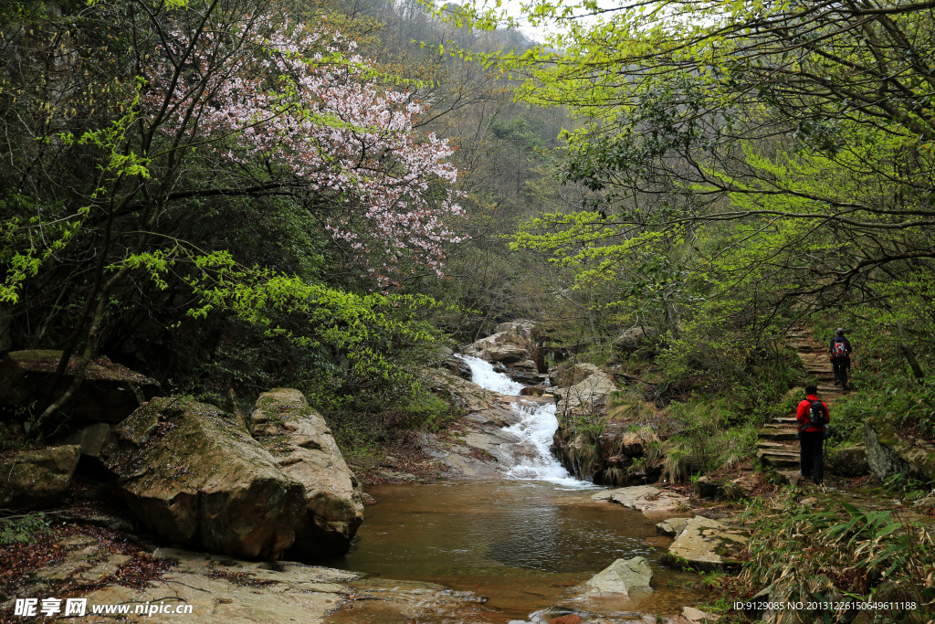 临安天龙峡谷