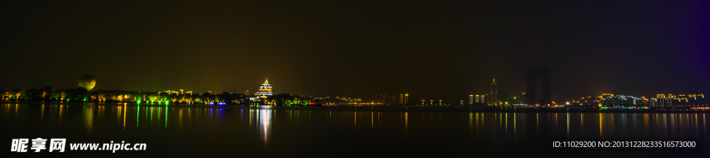 苏州金鸡湖夜景