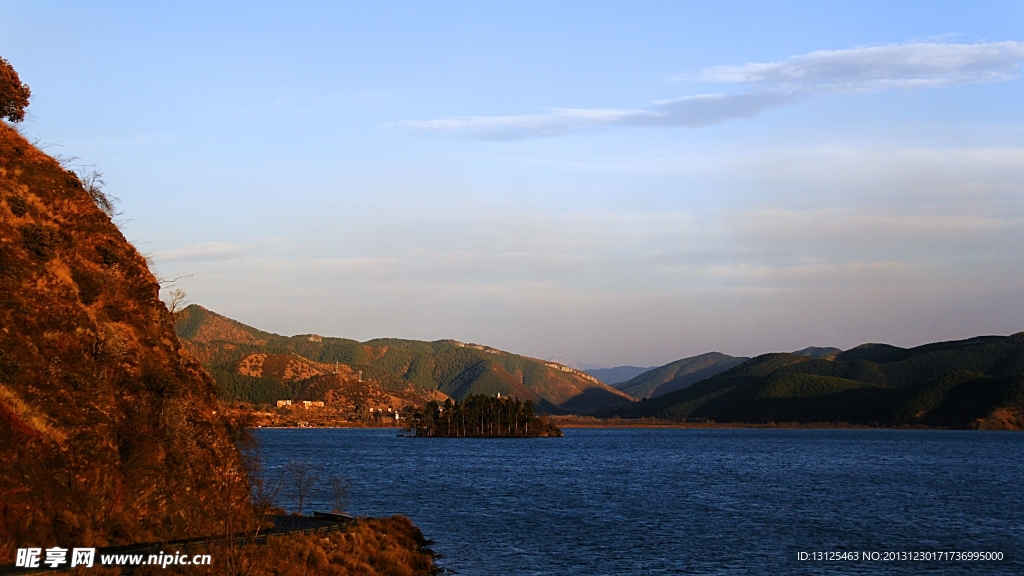 泸沽湖