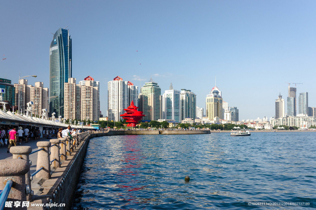 青岛沿海城市风光