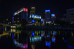 护城河夜景