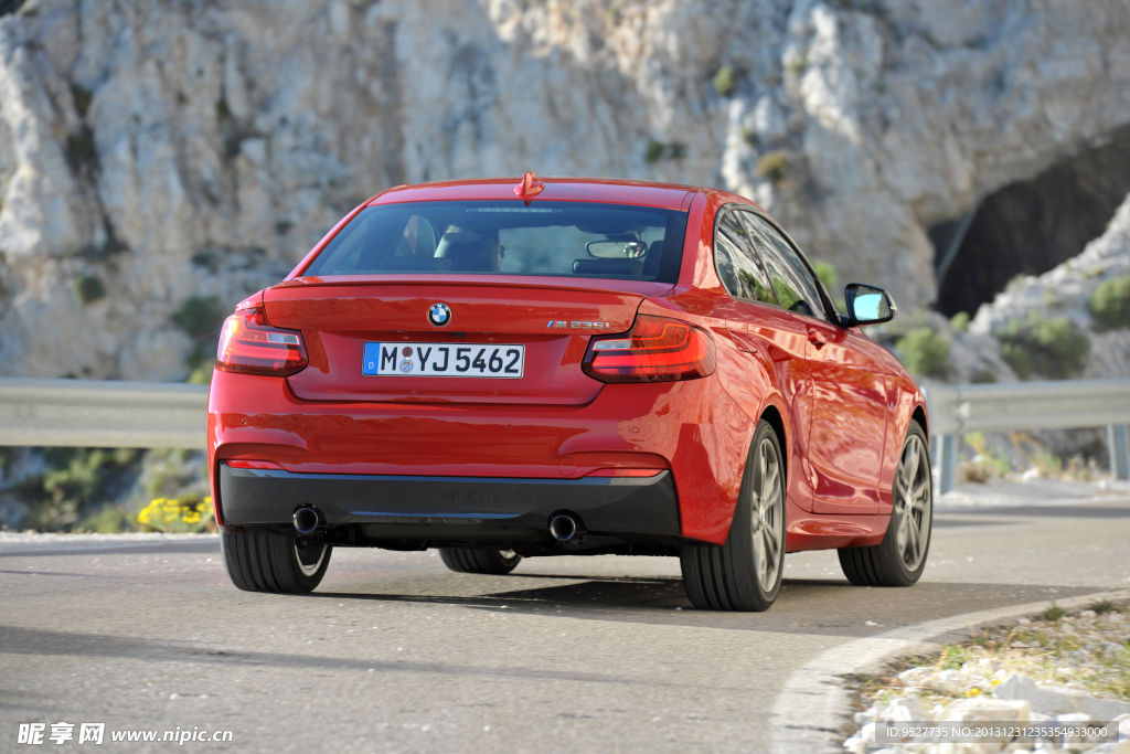 宝马M235i
