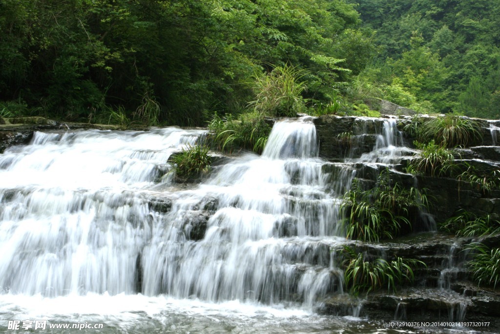 溪流