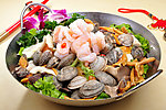杂蘑海鲜锅