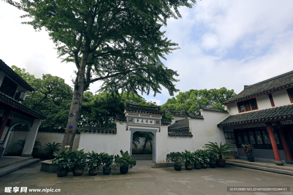 普陀山梅福禅院