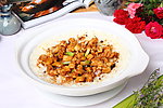 鲍鱼鸡粒煲饭