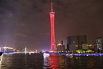 广州大桥上拍摄广州塔