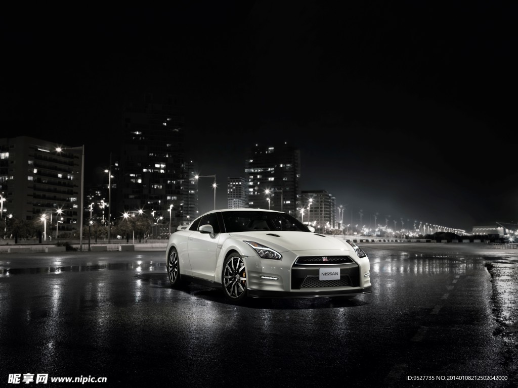 日产GTR