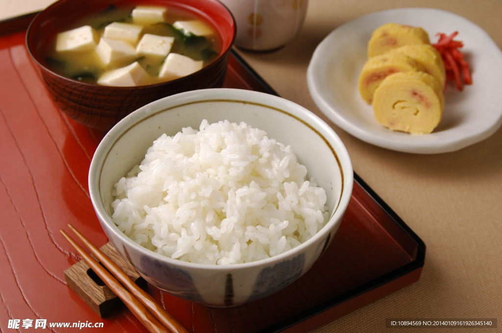 大米 米饭 鲜米饭