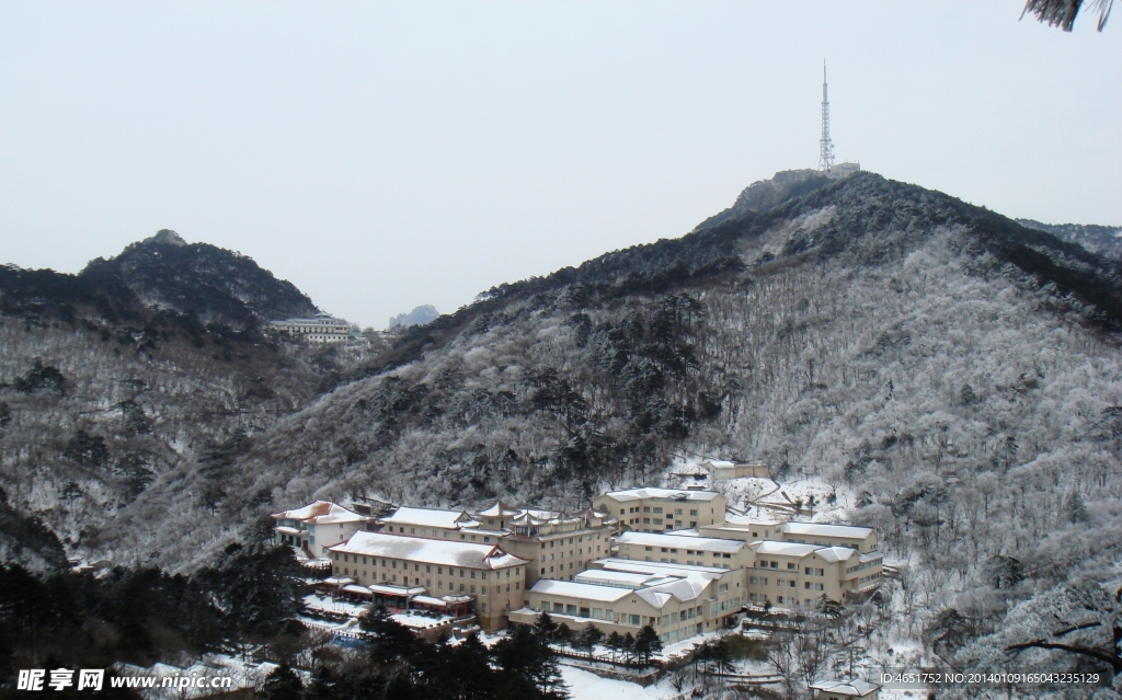 安徽黄山山顶雪景