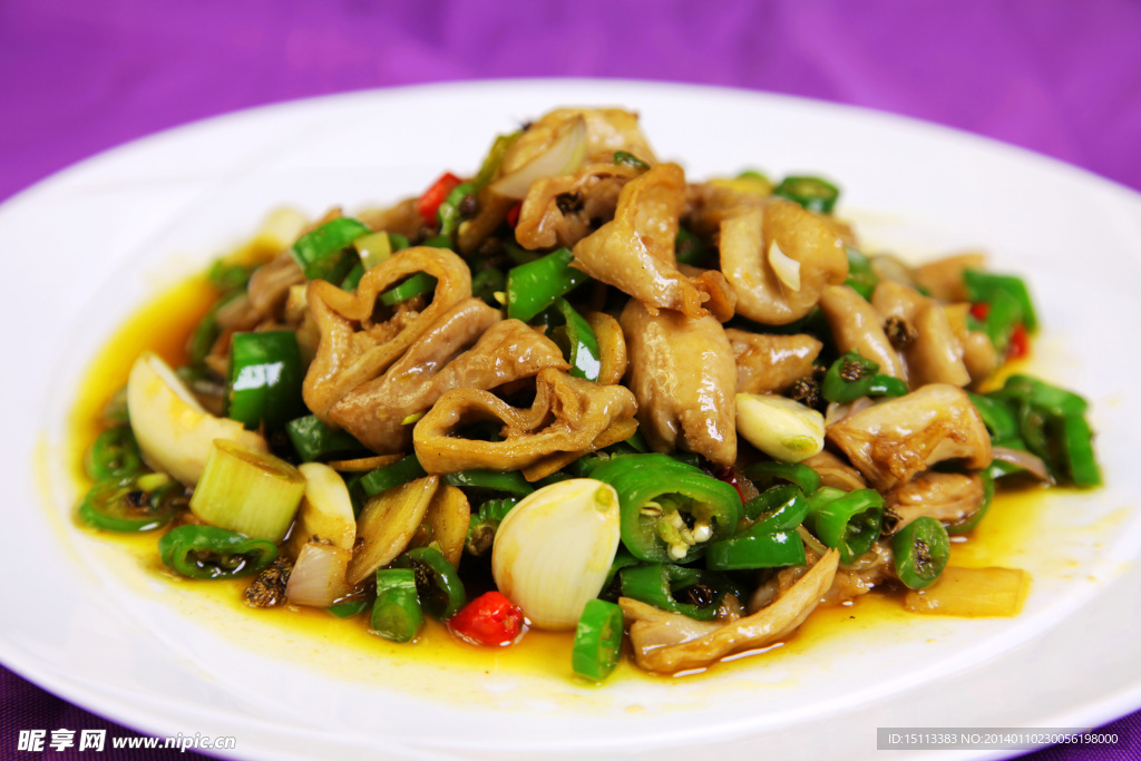 鲜椒肥肠