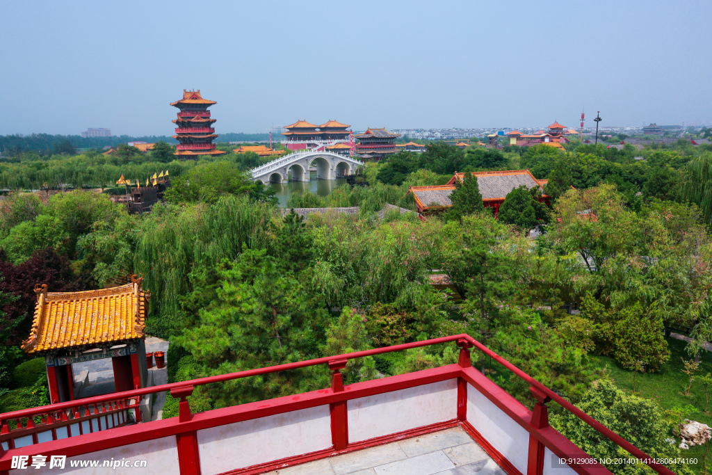 清明上河园