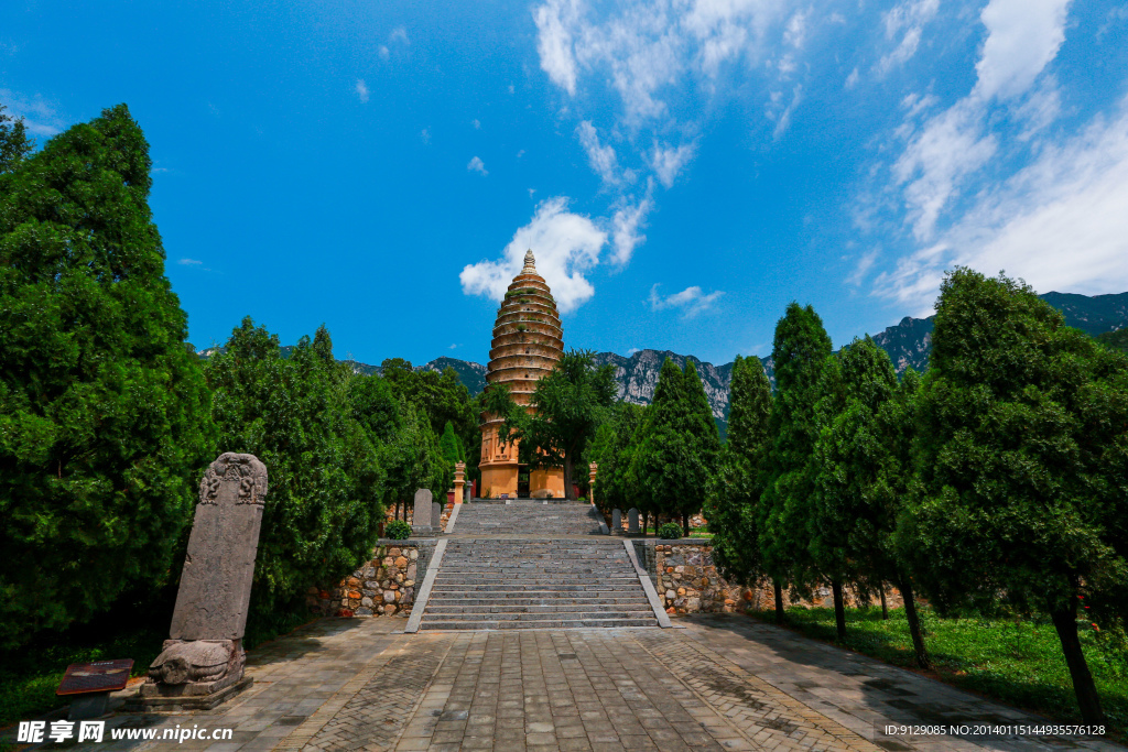 嵩岳寺塔