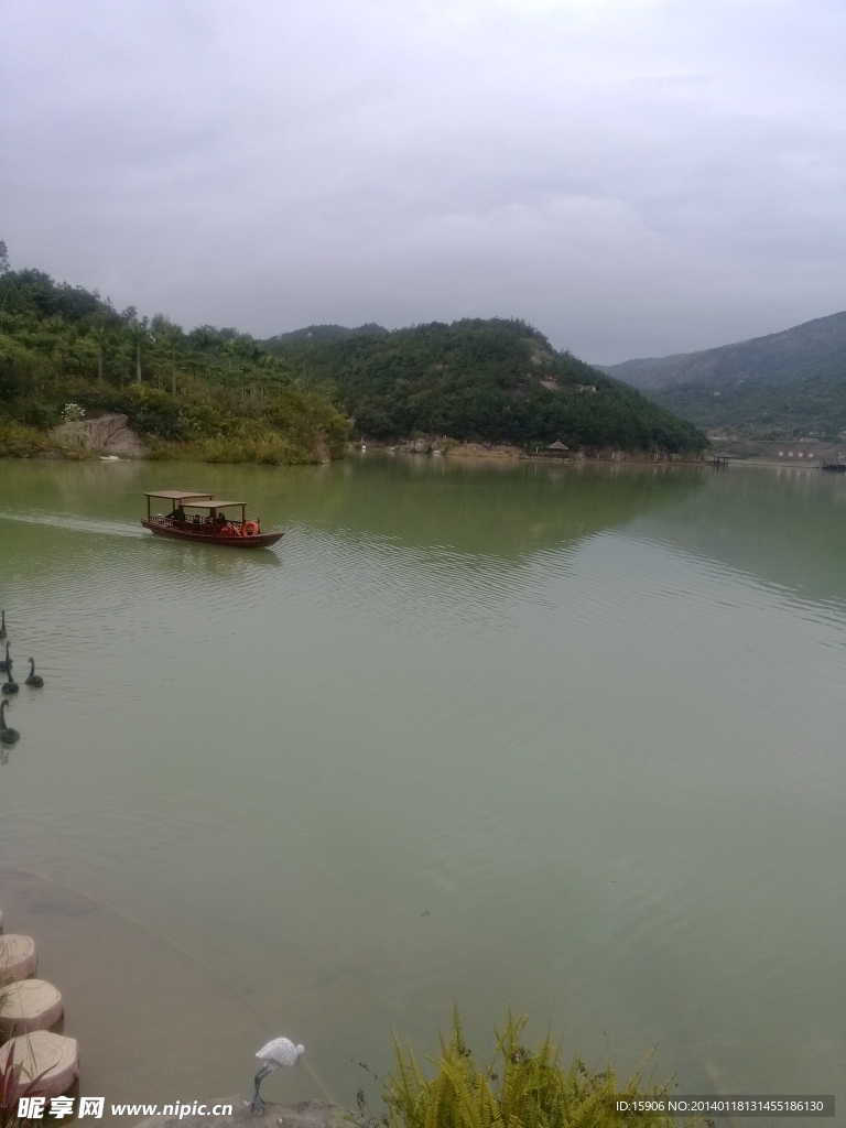 聚龙小镇