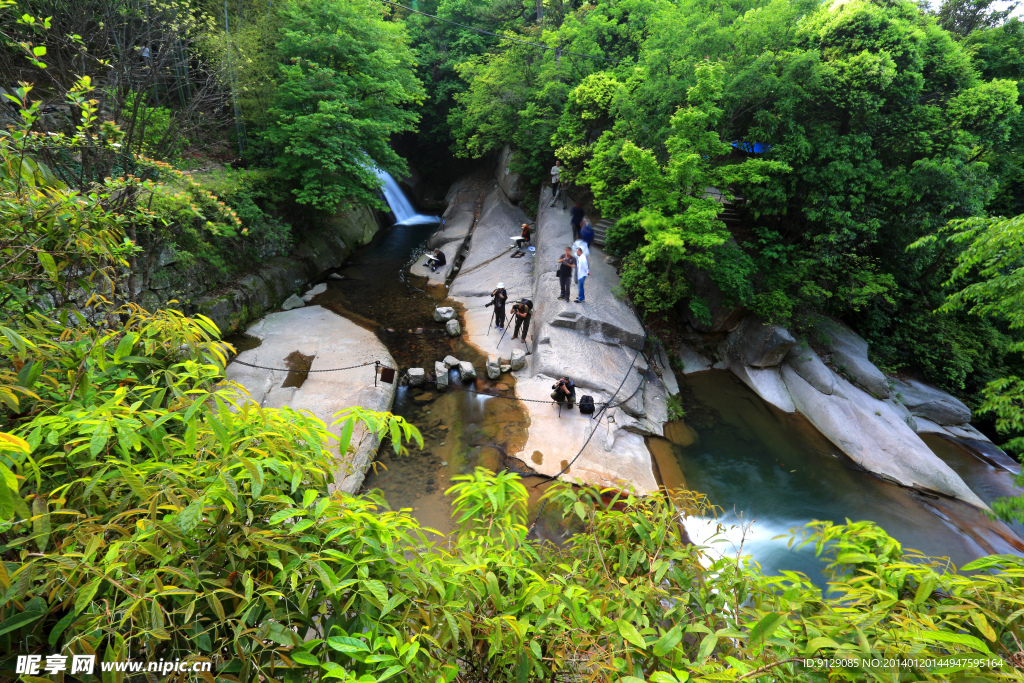 天台石梁飞瀑