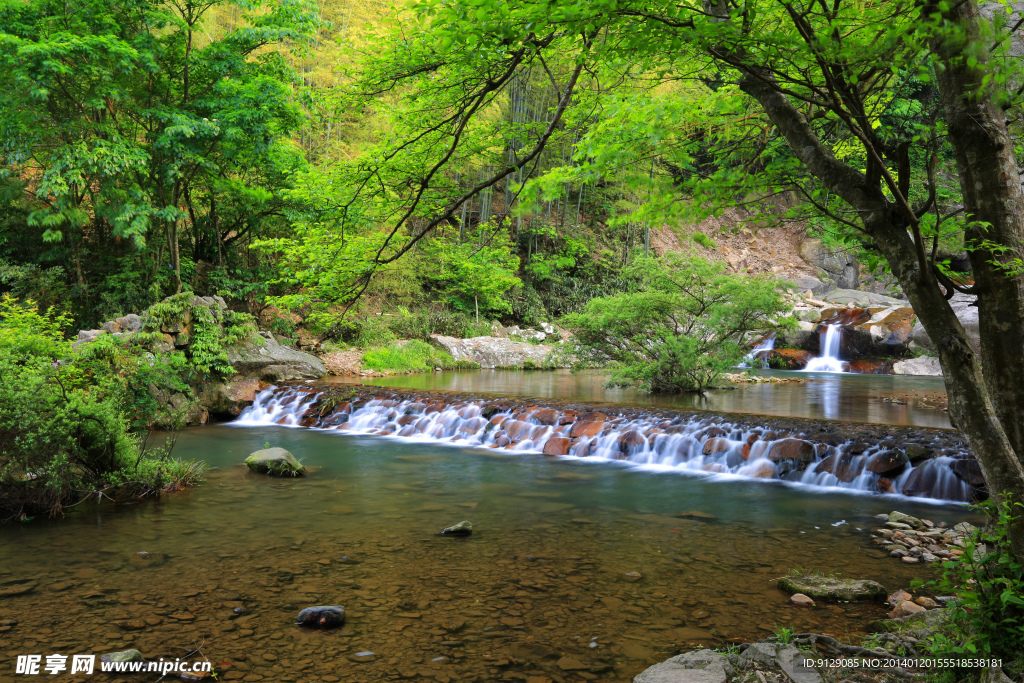 天台石梁飞瀑